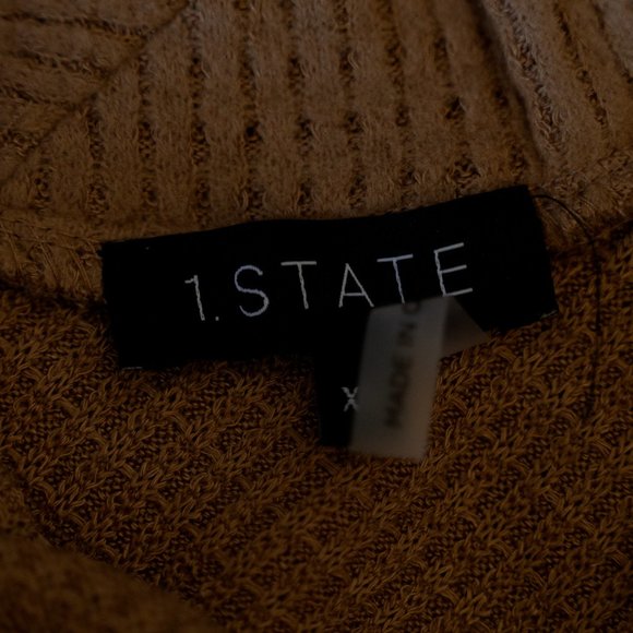 1. State Lattice V-Back Waffle Weave Sweater in Tan Size XS - Picture 7 of 8